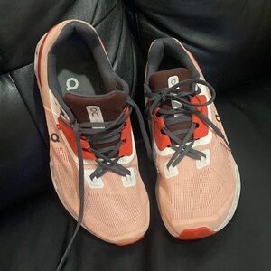 ON CLOUD running athletic training shoes sneakers women’s 9